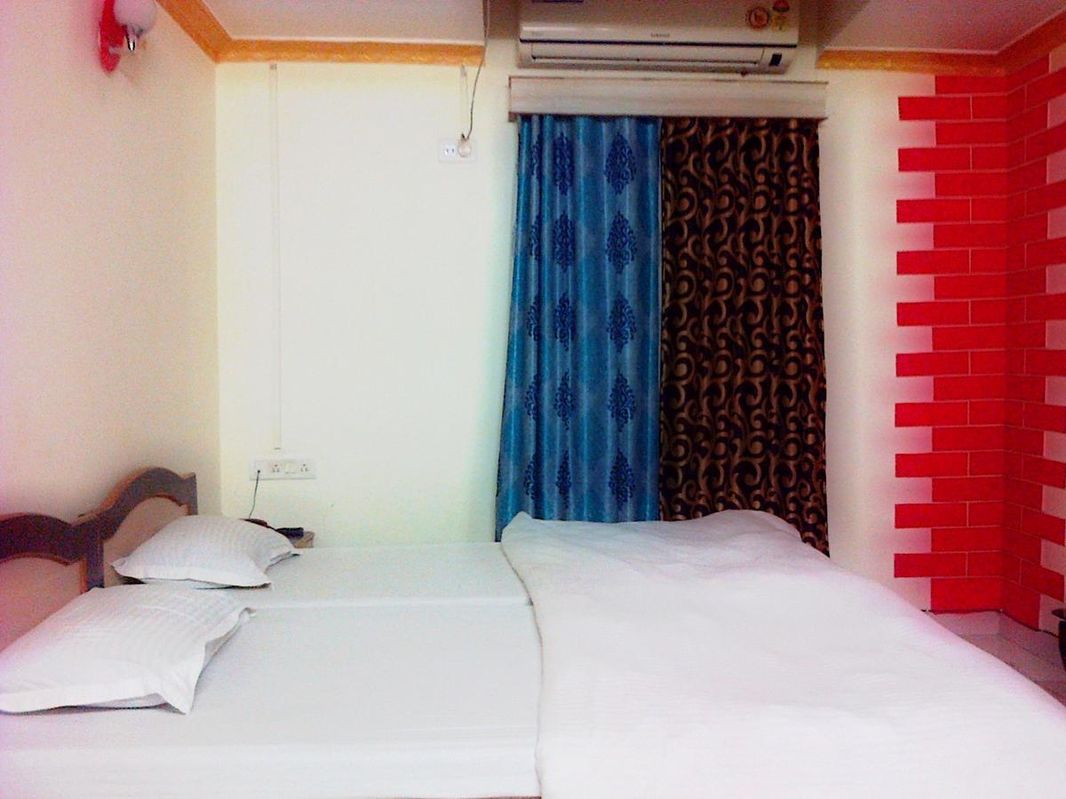 Hotel Mega Palace Patna  Zewnętrze zdjęcie